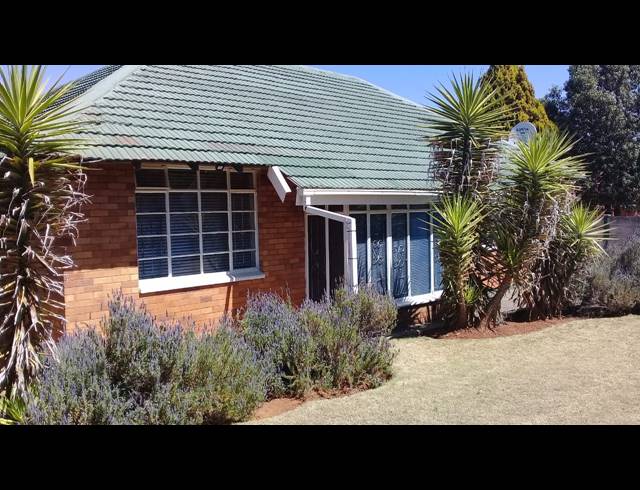 3 BEDROOM FREEHOLD SOLD IN STILFONTEIN EXT 1